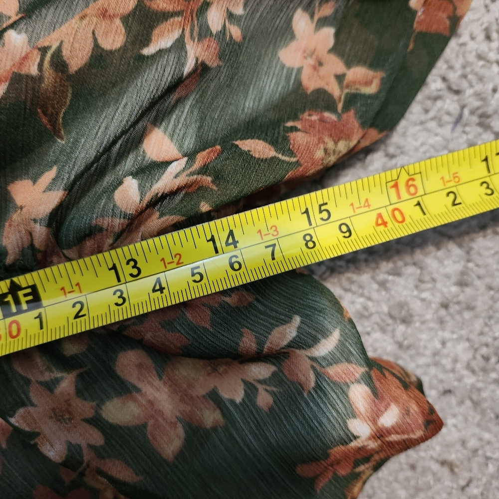 Handmade One-of-a-Kind Off-Shoulder Floral Dress – Fits Most 28”+ Stretch Waist - Picture 6 of 7